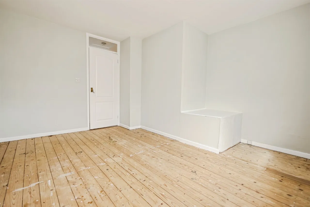 Stella Croft, Birmingham, B37, photo 13