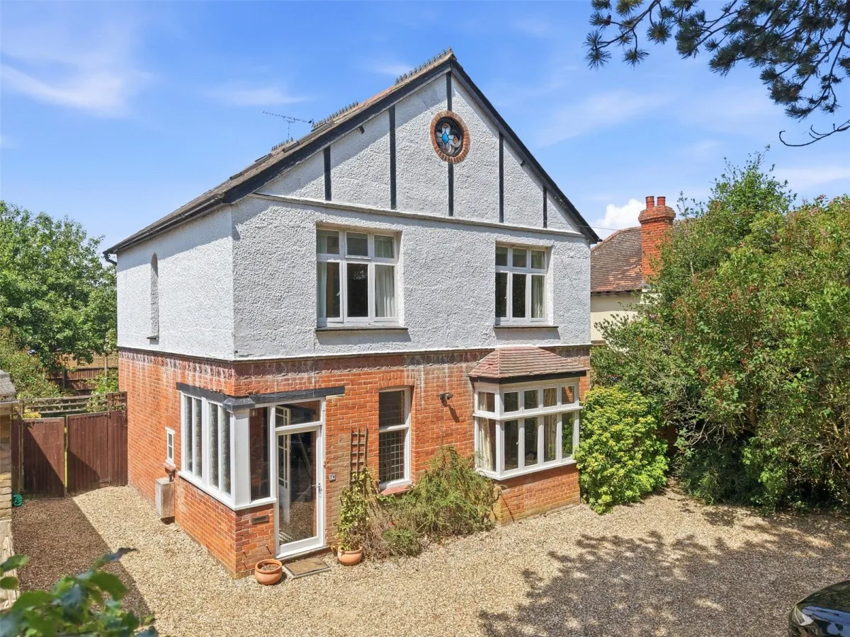 4 bed house for sale, House Under Offer with 4 bedrooms in Stansted Road, Bishops Stortford, CM23