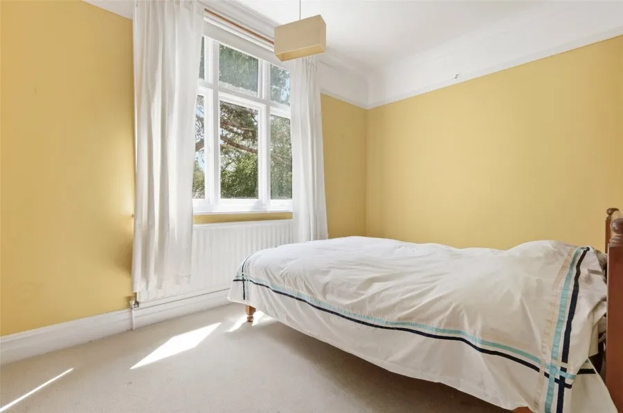 House Under Offer with 4 bedrooms in Stansted Road, Bishops Stortford, CM23, photo 12