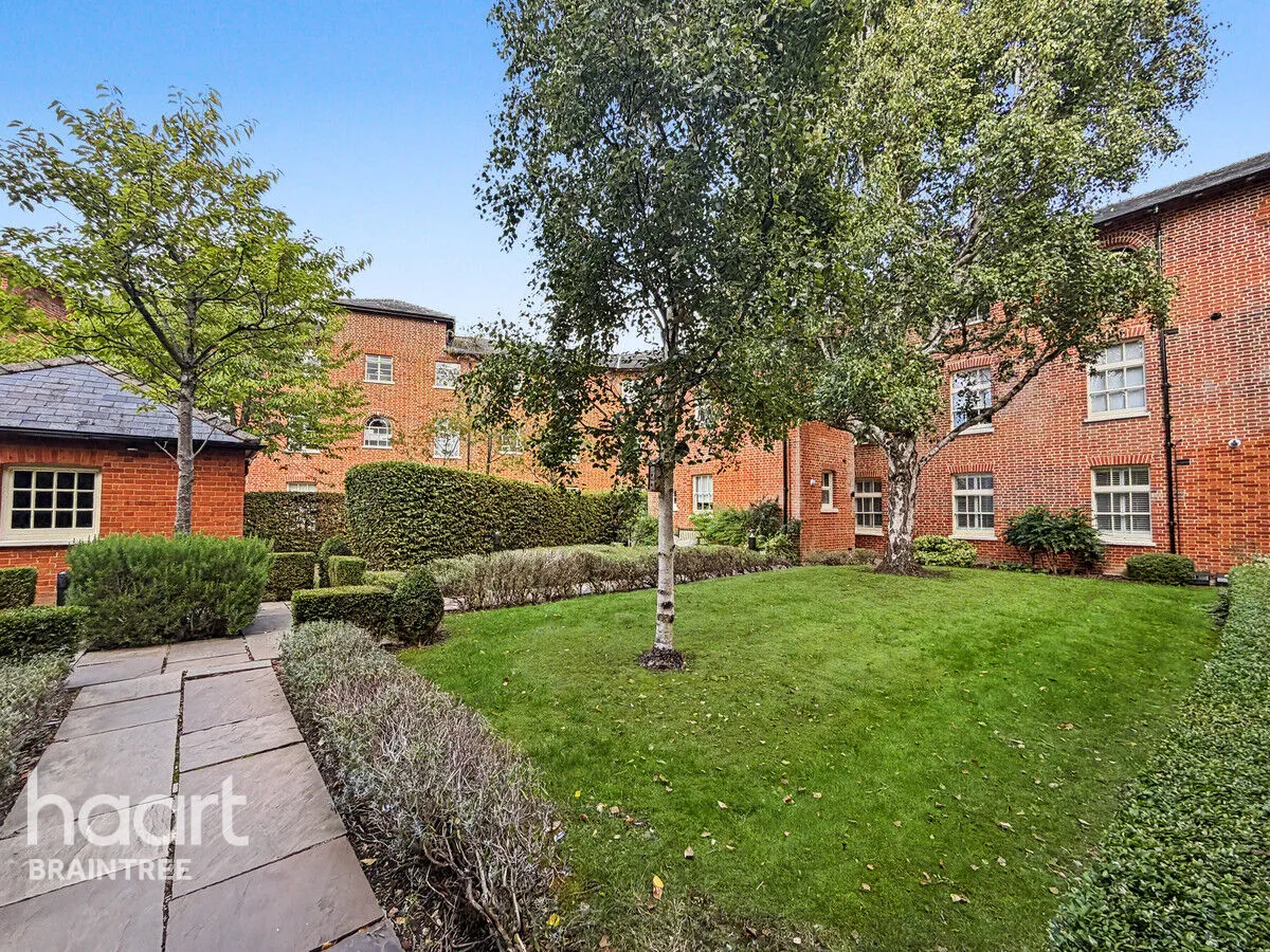 Old St Michaels Drive, Braintree, CM7, photo 11