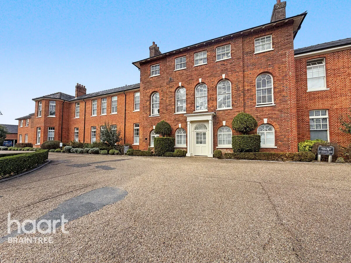 2 bed flat for sale, Old St Michaels Drive, Braintree, CM7