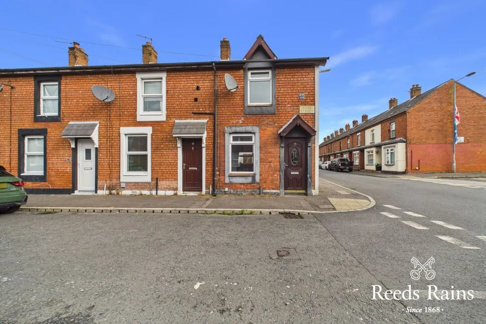 2 bed house to rent — Kyle Street, Belfast, BT4