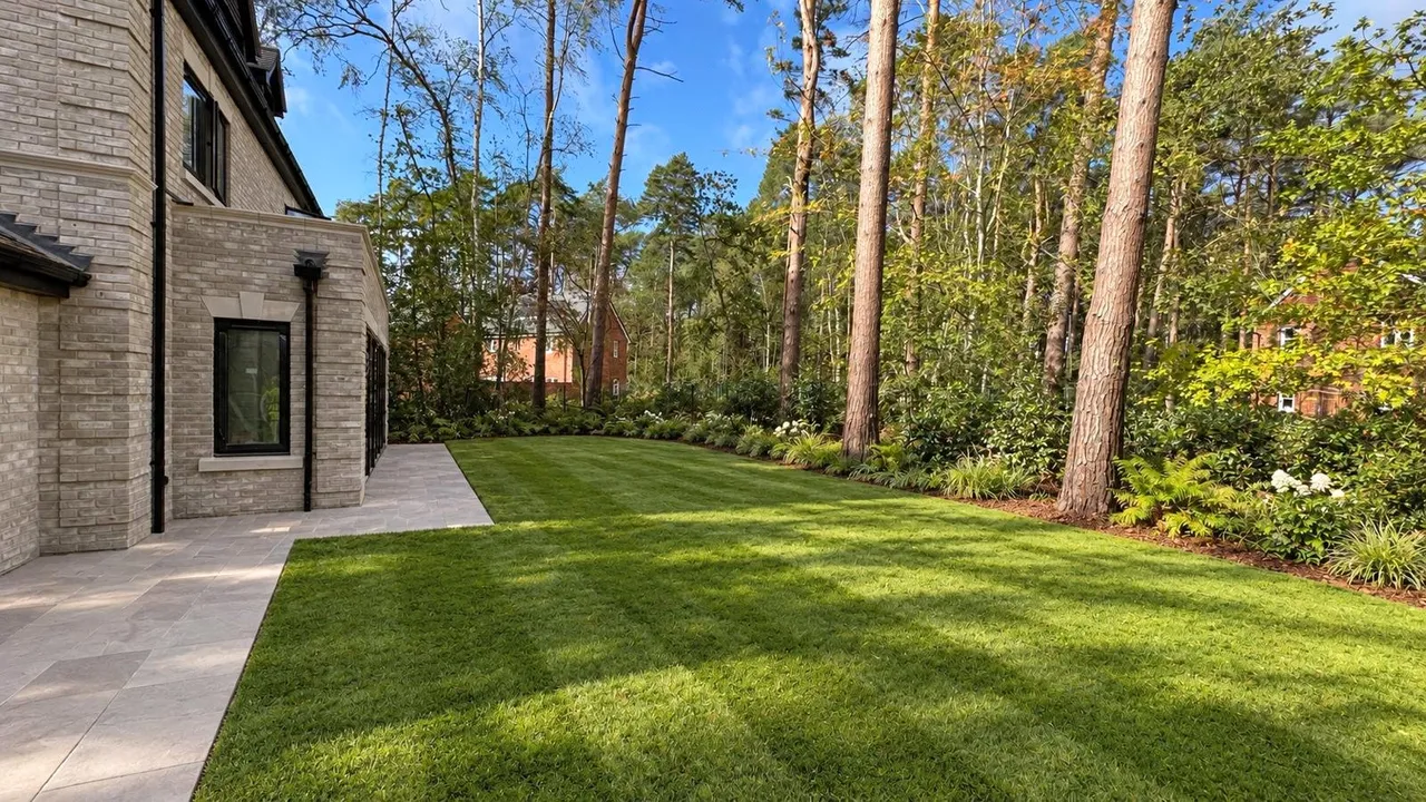 Woodlands Lane, Windlesham, GU20, photo 6