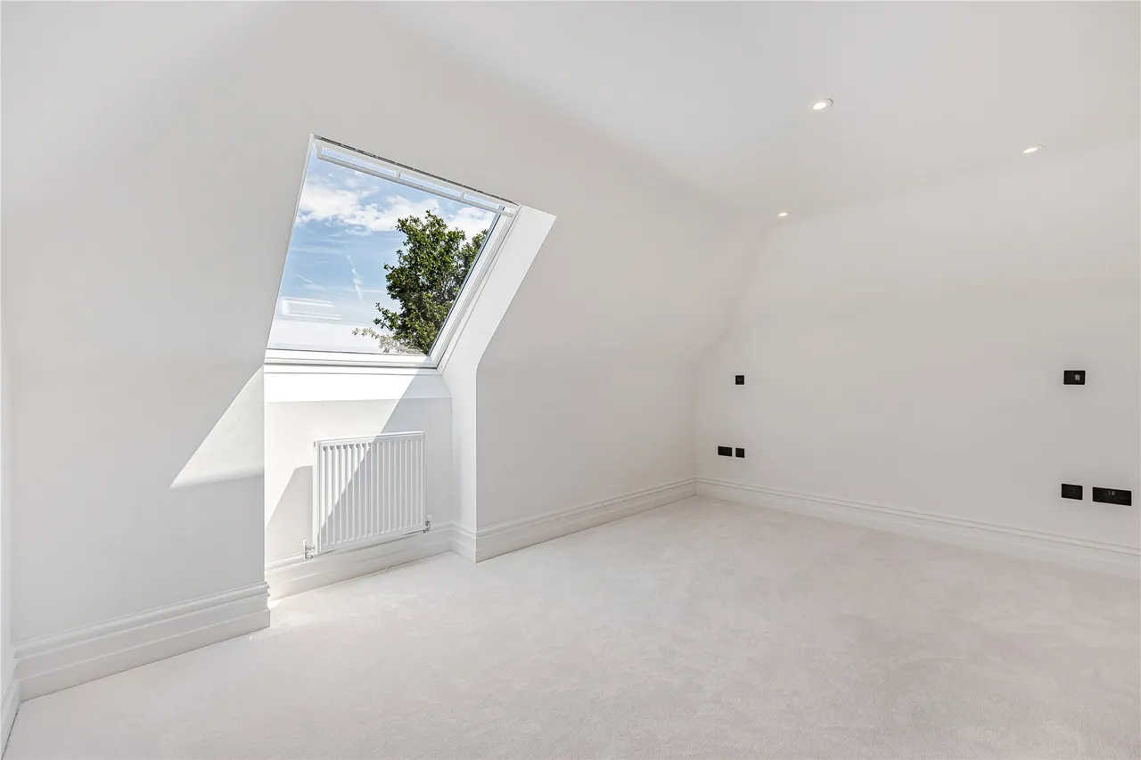 Woodlands Lane, Windlesham, GU20, photo 19