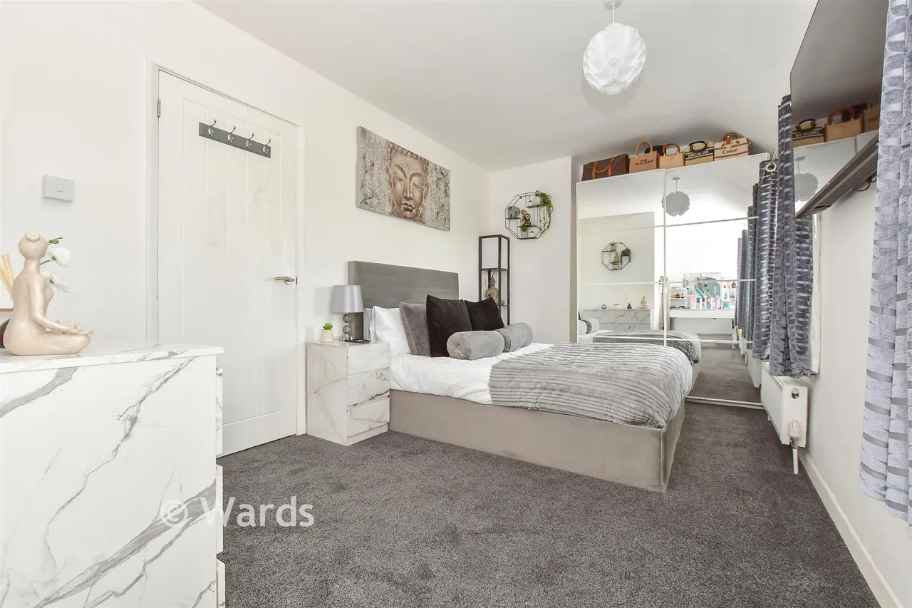 Adelaide Road, Elvington, CT15, photo 16