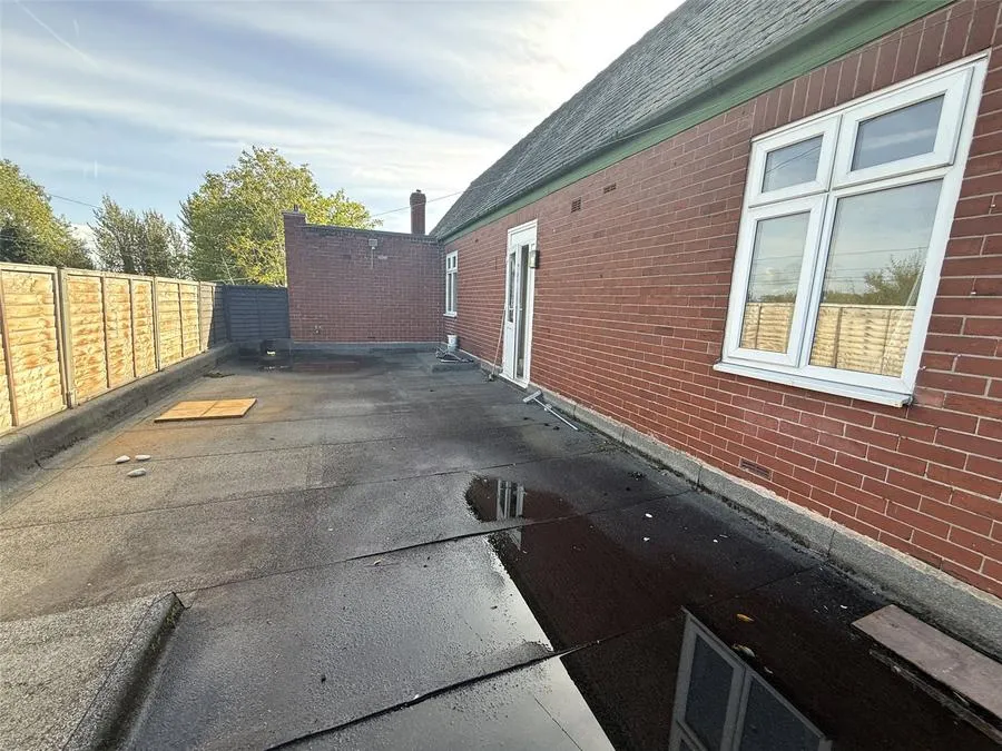 Atherton Road, Hindley Green, WN2, photo 12