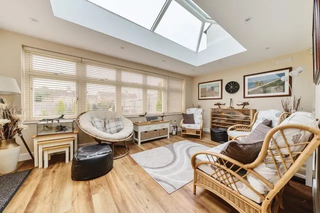 Dovecote Place, Curbridge, OX29, photo 16