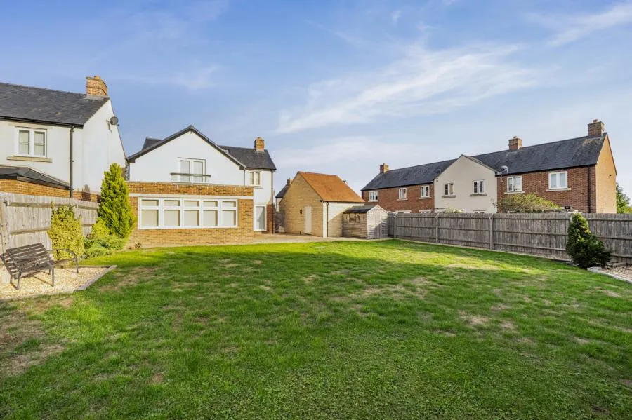Dovecote Place, Curbridge, OX29, photo 36