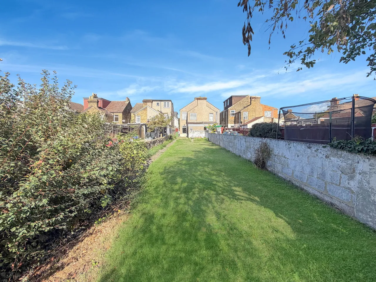 Hadfield Road, Stanford-Le-Hope, SS17, photo 2