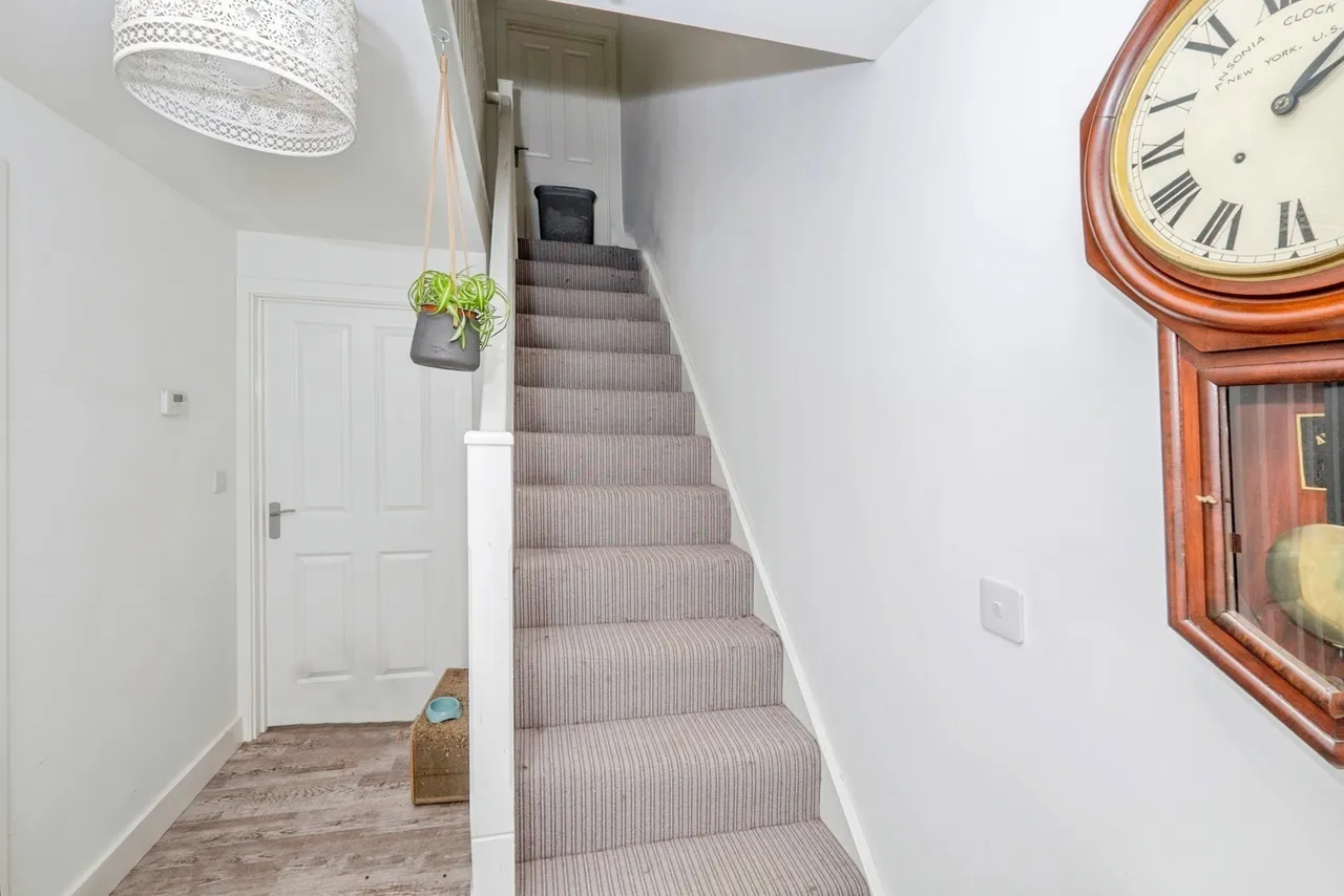 Buccaneer Street, Penzance, TR18, photo 12