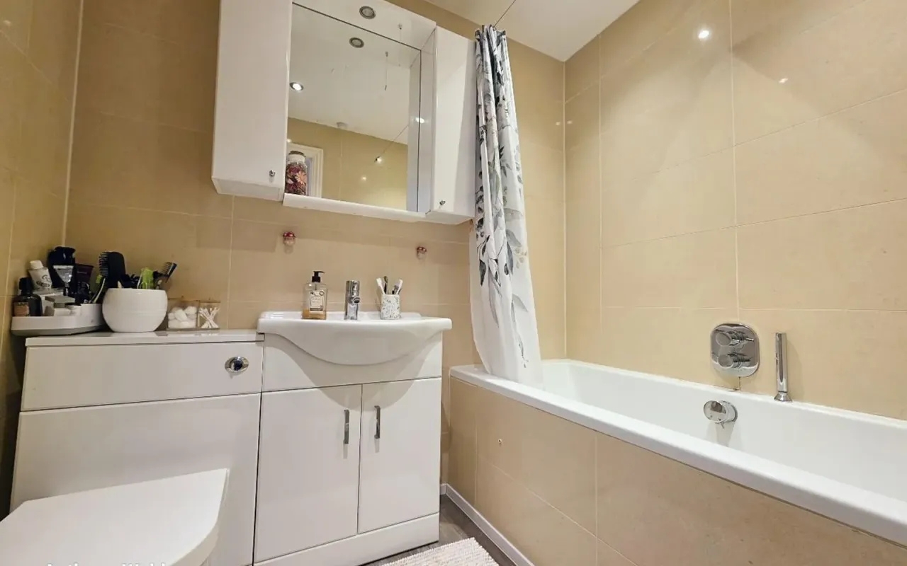 Hazelwood Lane, Palmers Green, N13, photo 9