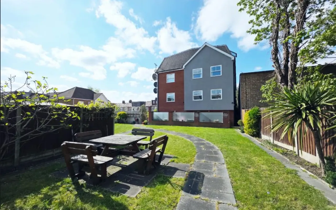 Hazelwood Lane, Palmers Green, N13, photo 10
