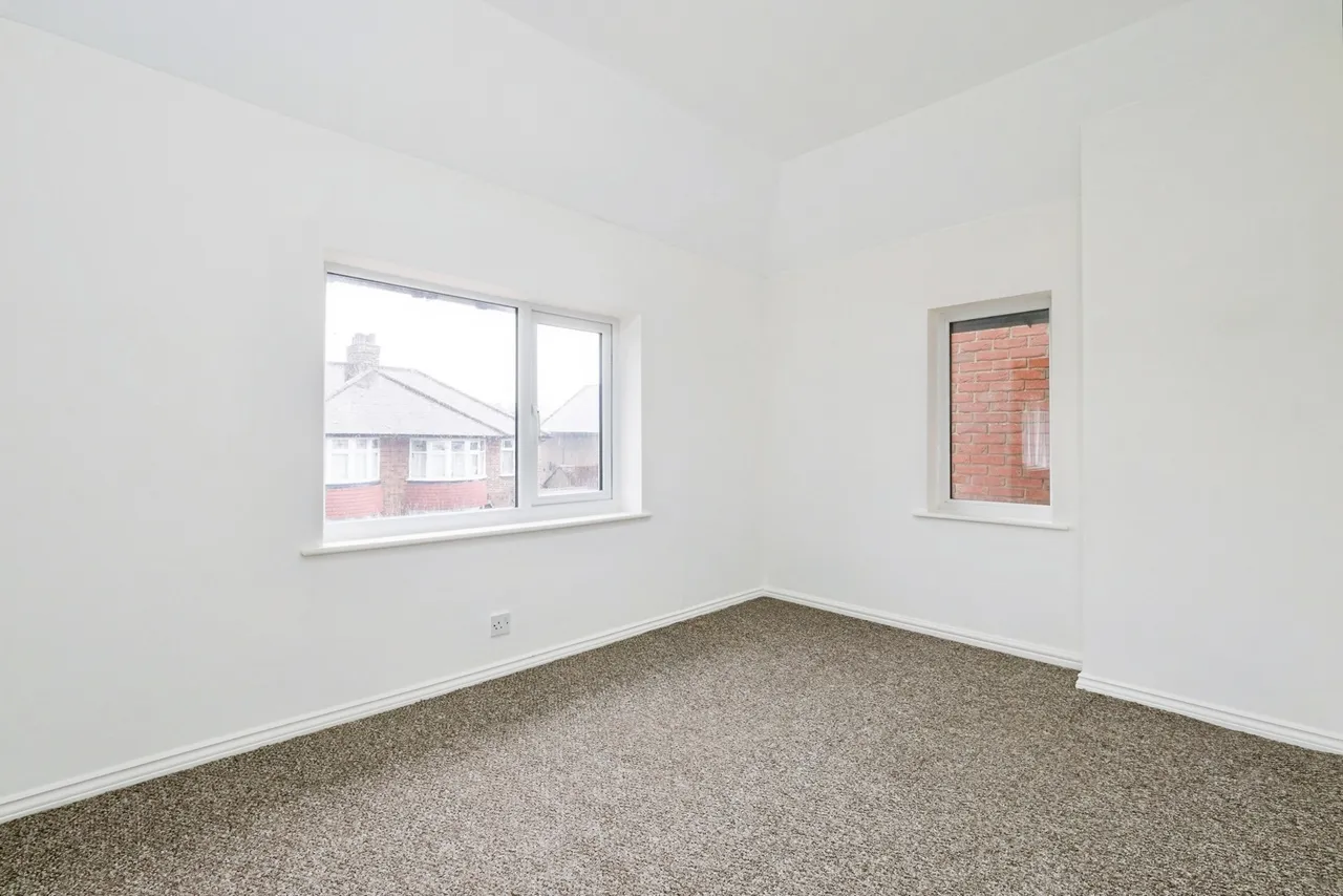 Warley Road, Woodford Green, IG8, photo 10