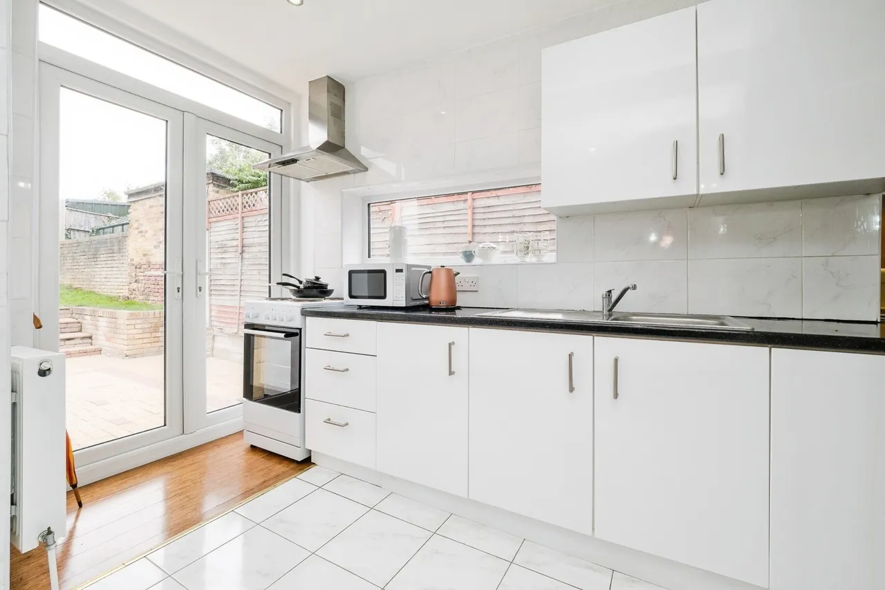 Warley Road, Woodford Green, IG8, photo 5