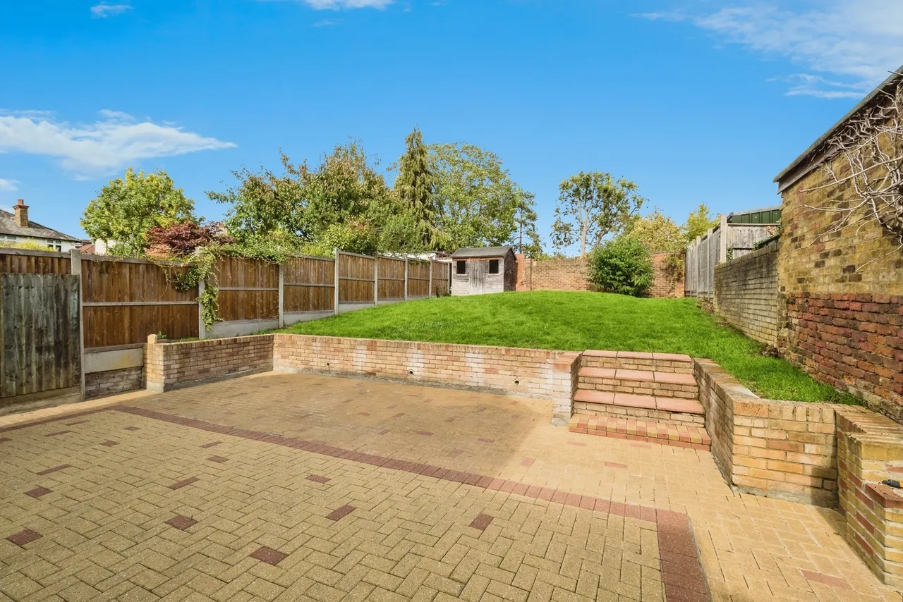Warley Road, Woodford Green, IG8, photo 15