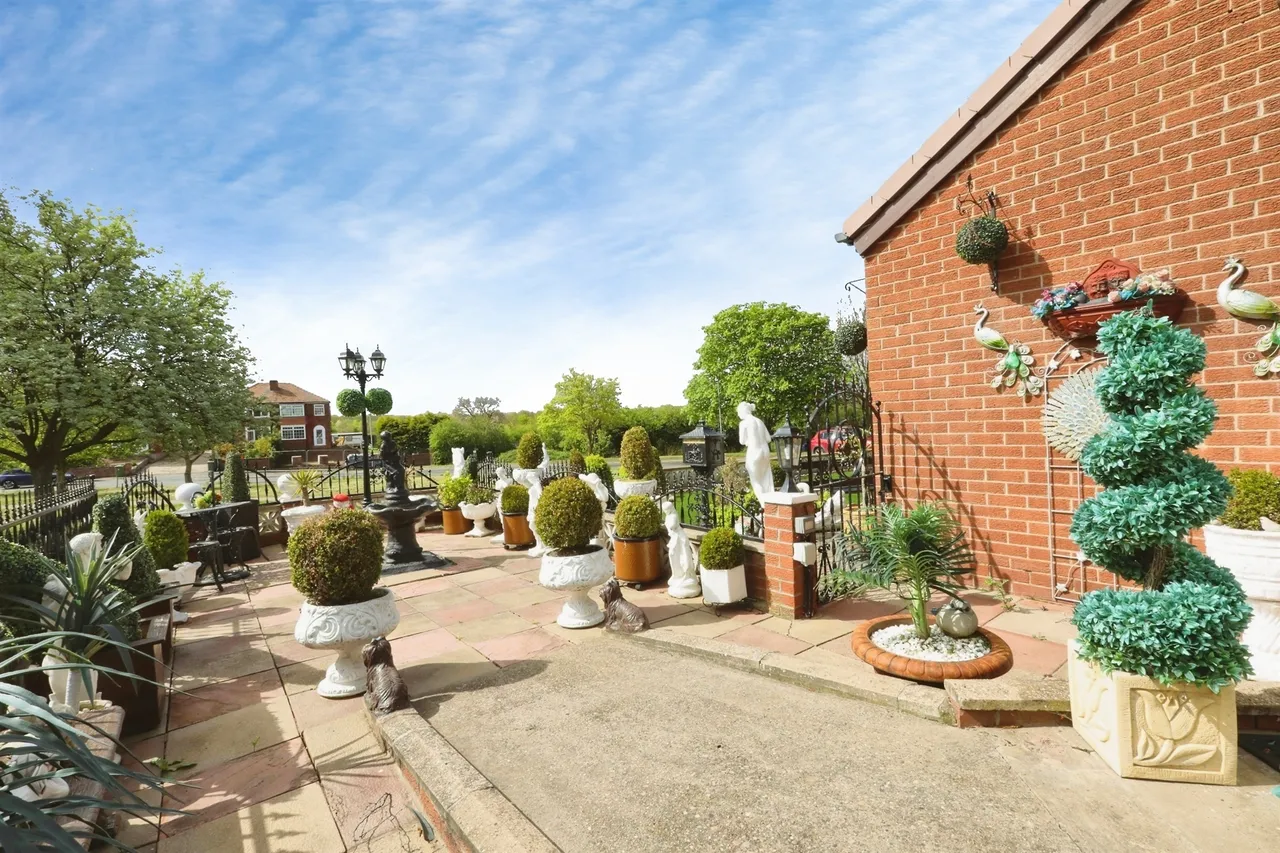 Thornhill Road, Harworth, Doncaster, photo 9
