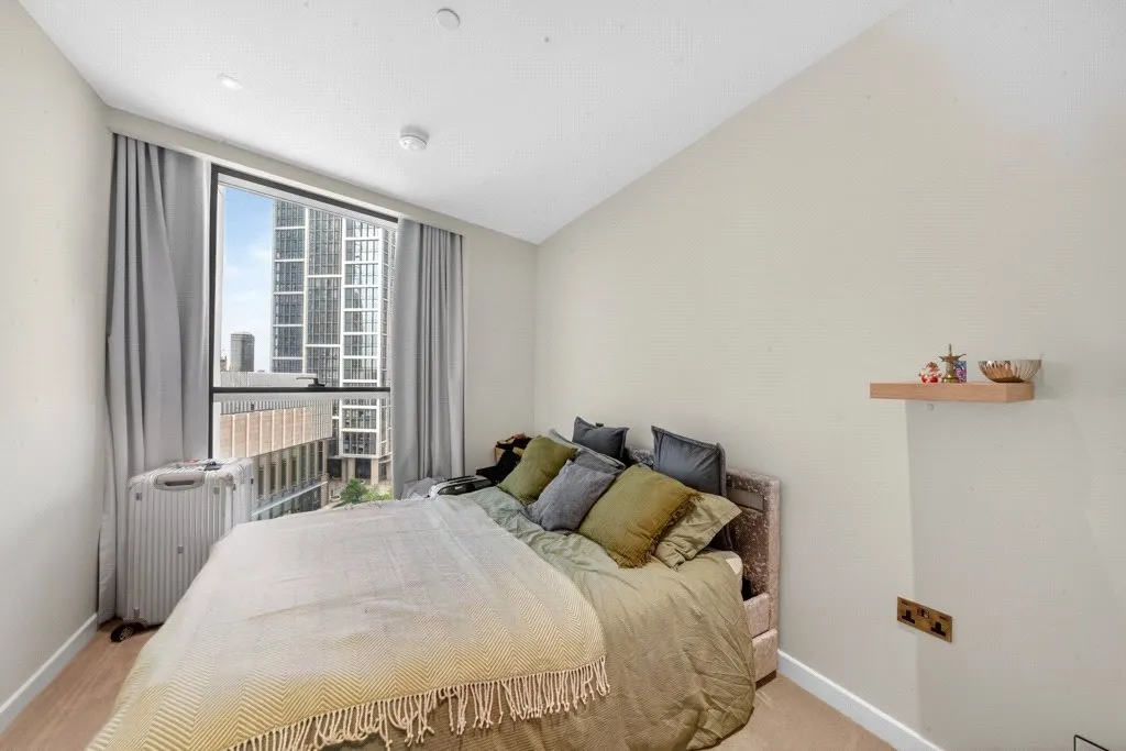 Carnation Way, Nine Elms, SW8, photo 5