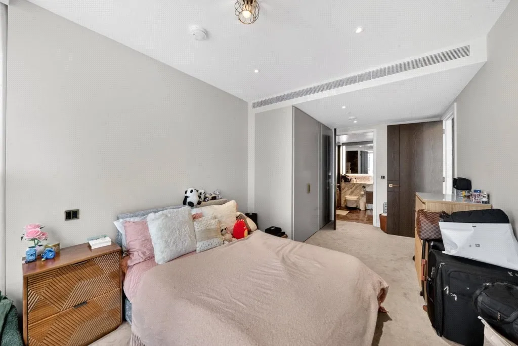 Carnation Way, Nine Elms, SW8, photo 12