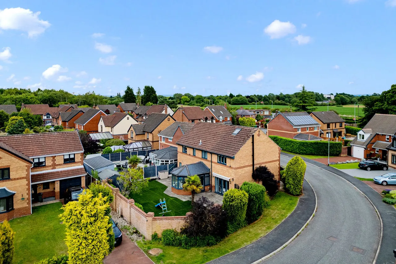 Claydon Gardens, Rixton, Warrington, Warrington, WA3 6FA, photo 31