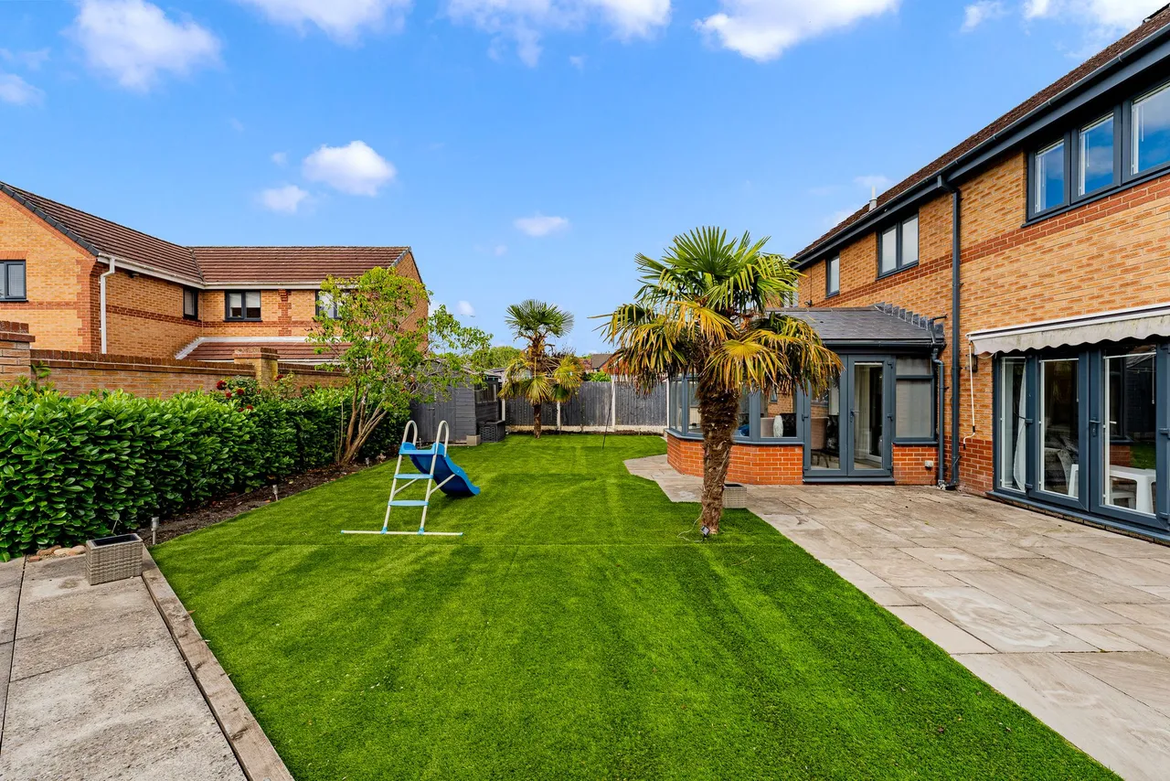 Claydon Gardens, Rixton, Warrington, Warrington, WA3 6FA, photo 37