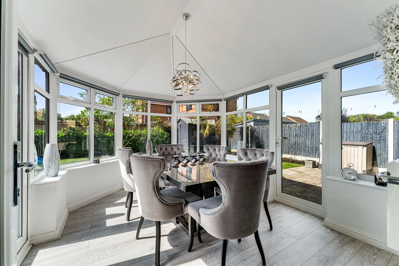Claydon Gardens, Rixton, Warrington, Warrington, WA3 6FA, photo 9