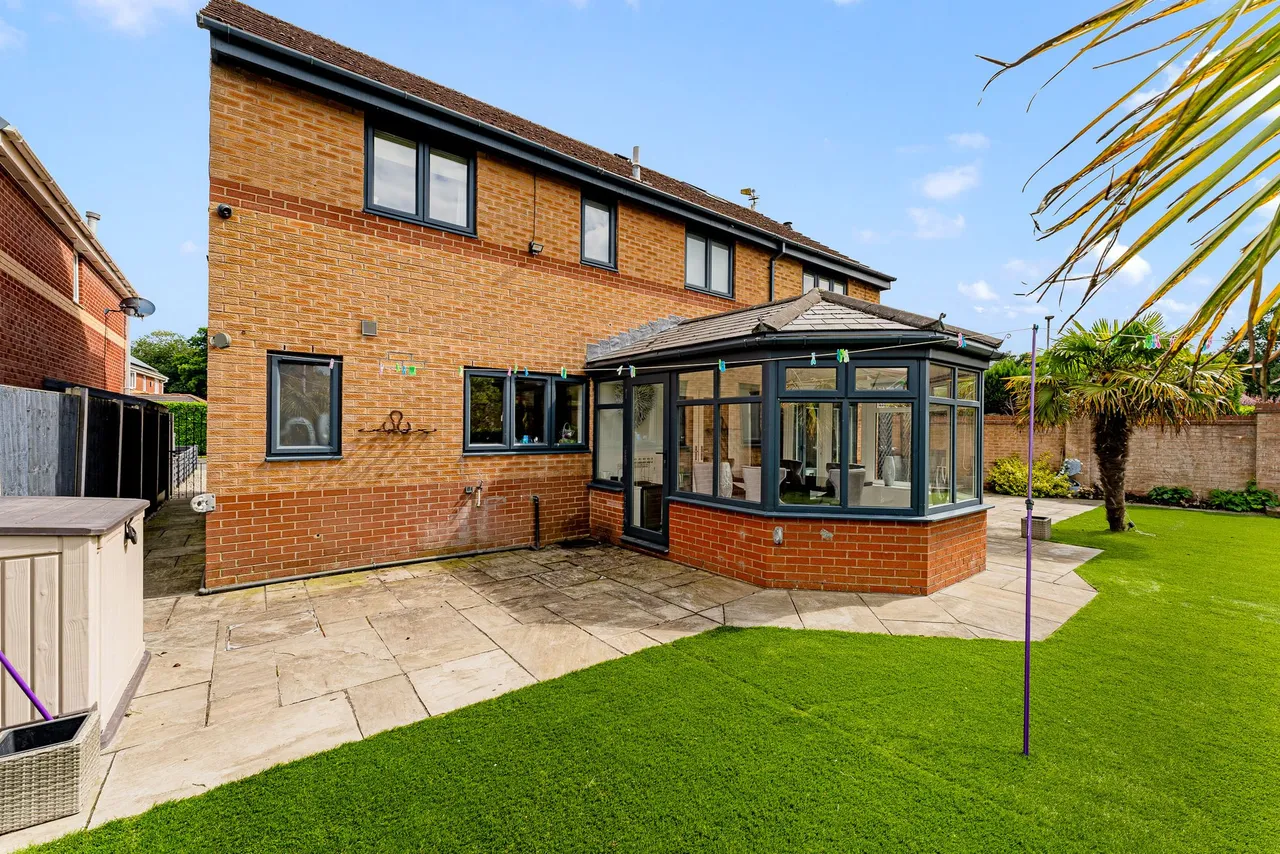 Claydon Gardens, Rixton, Warrington, Warrington, WA3 6FA, photo 33