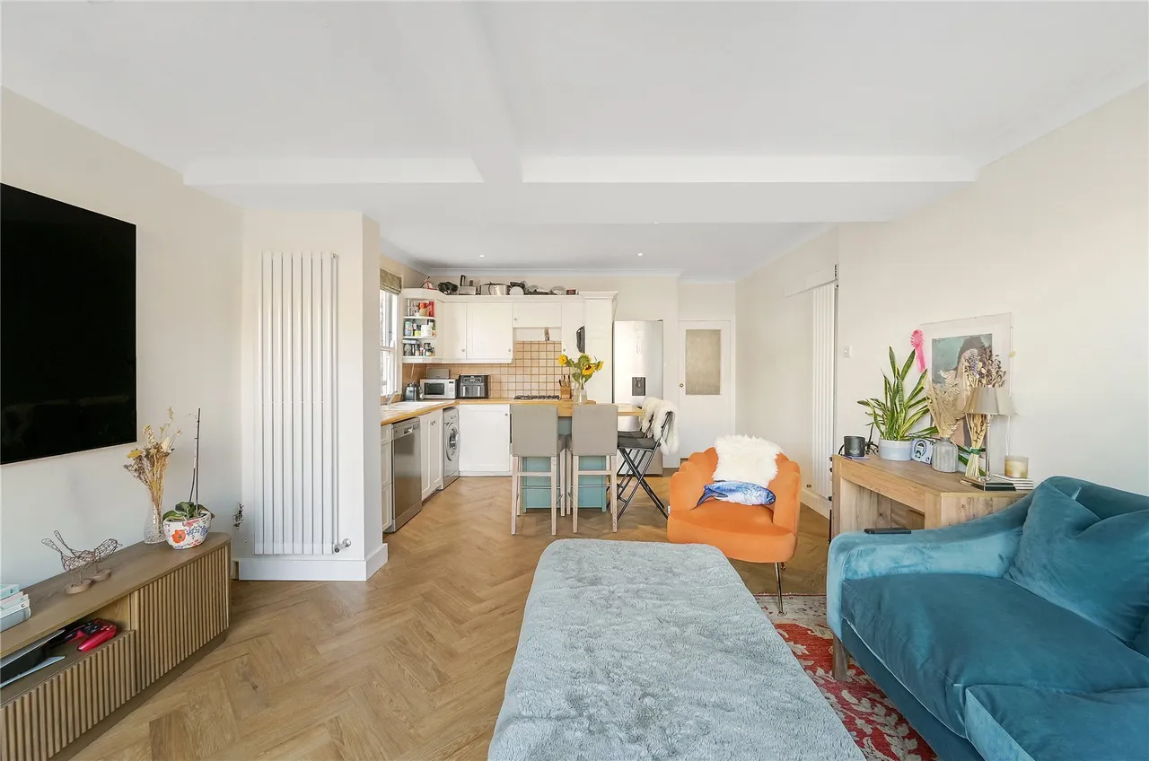 Wix's Lane, London, SW4, photo 5