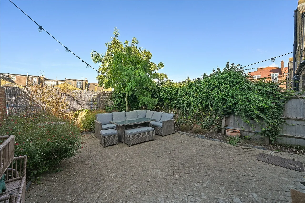 Wix's Lane, London, SW4, photo 9