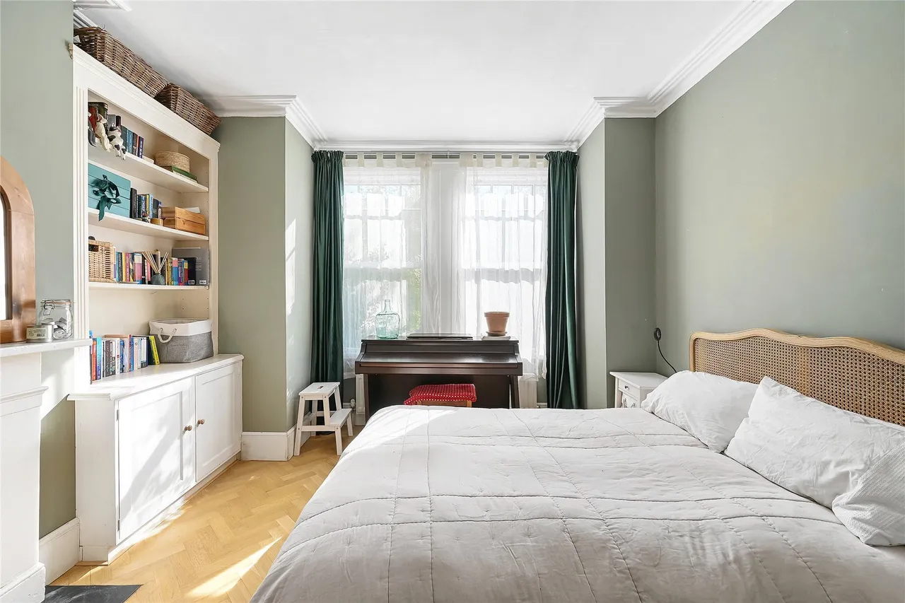 Wix's Lane, London, SW4, photo 17