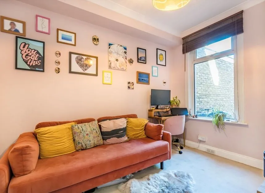Caxton Road, Wimbledon, SW19, photo 3