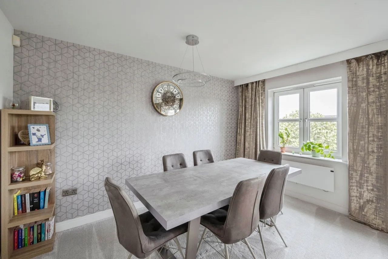 Lakeside Boulevard, Doncaster, South Yorkshire, DN4, photo 3