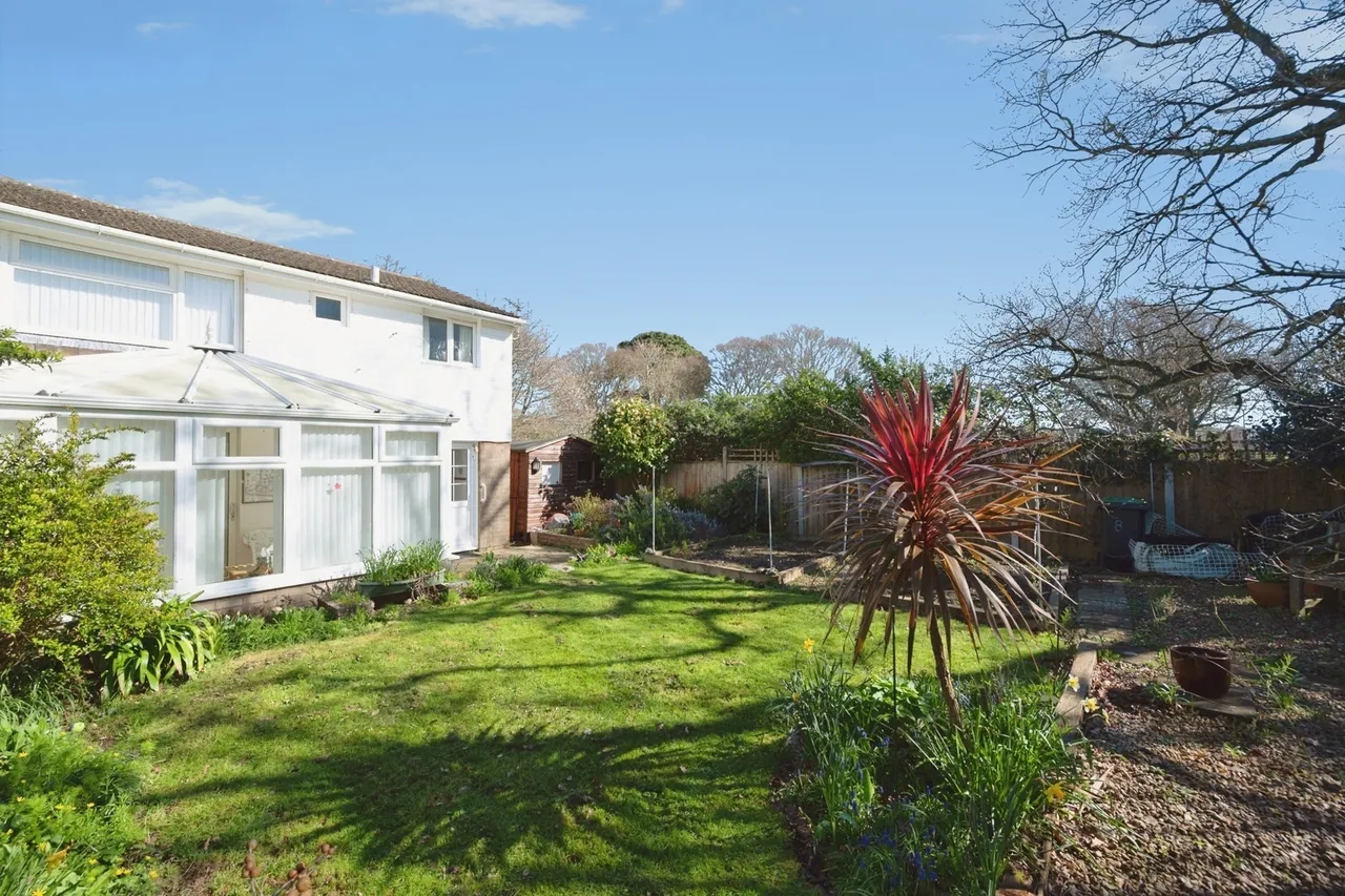 Richmond Close, Hayling Island, PO11, photo 11