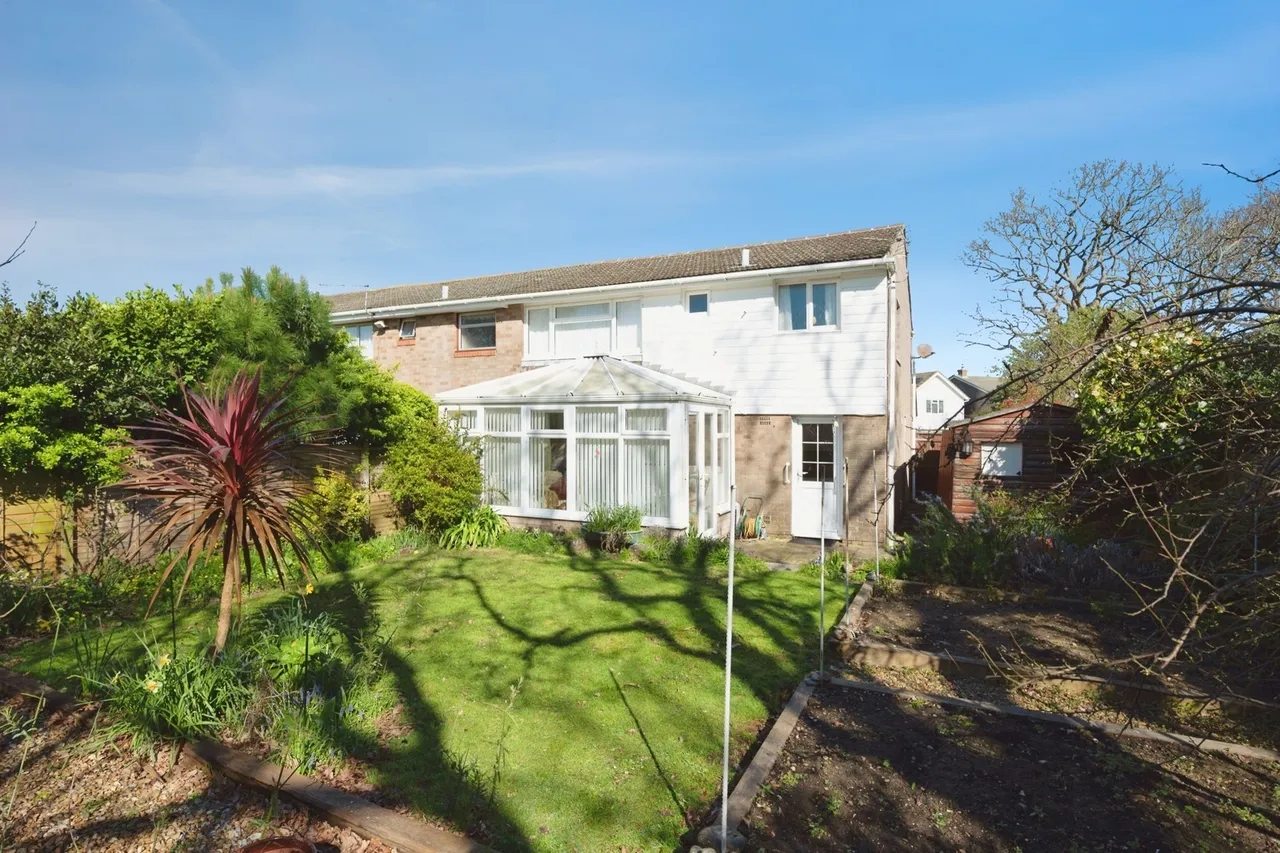 Richmond Close, Hayling Island, PO11, photo 19