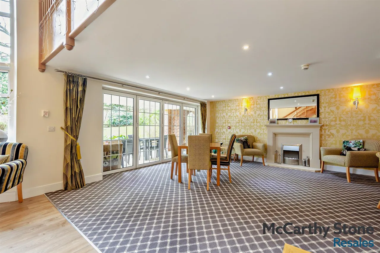 Crowborough Hill, Crowborough, TN6, photo 18