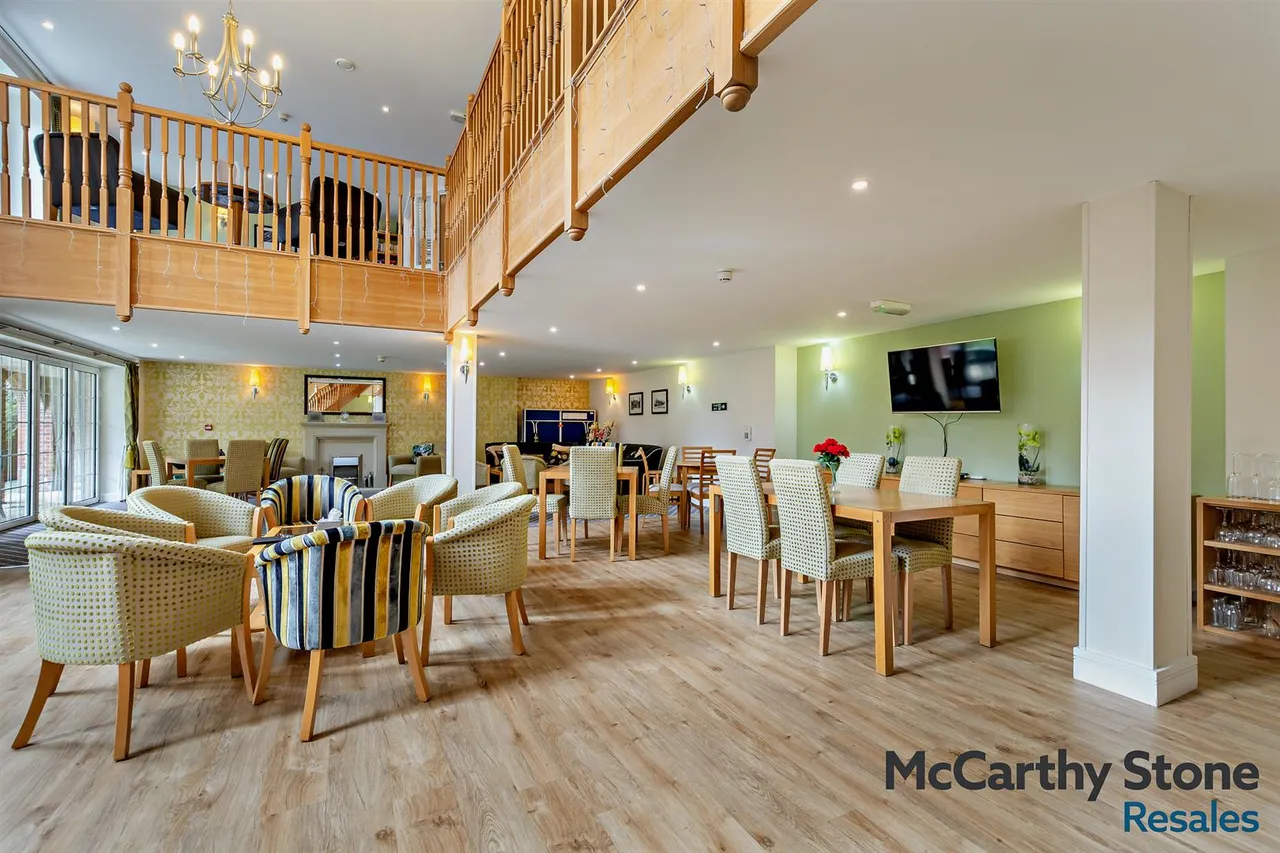 Crowborough Hill, Crowborough, TN6, photo 15