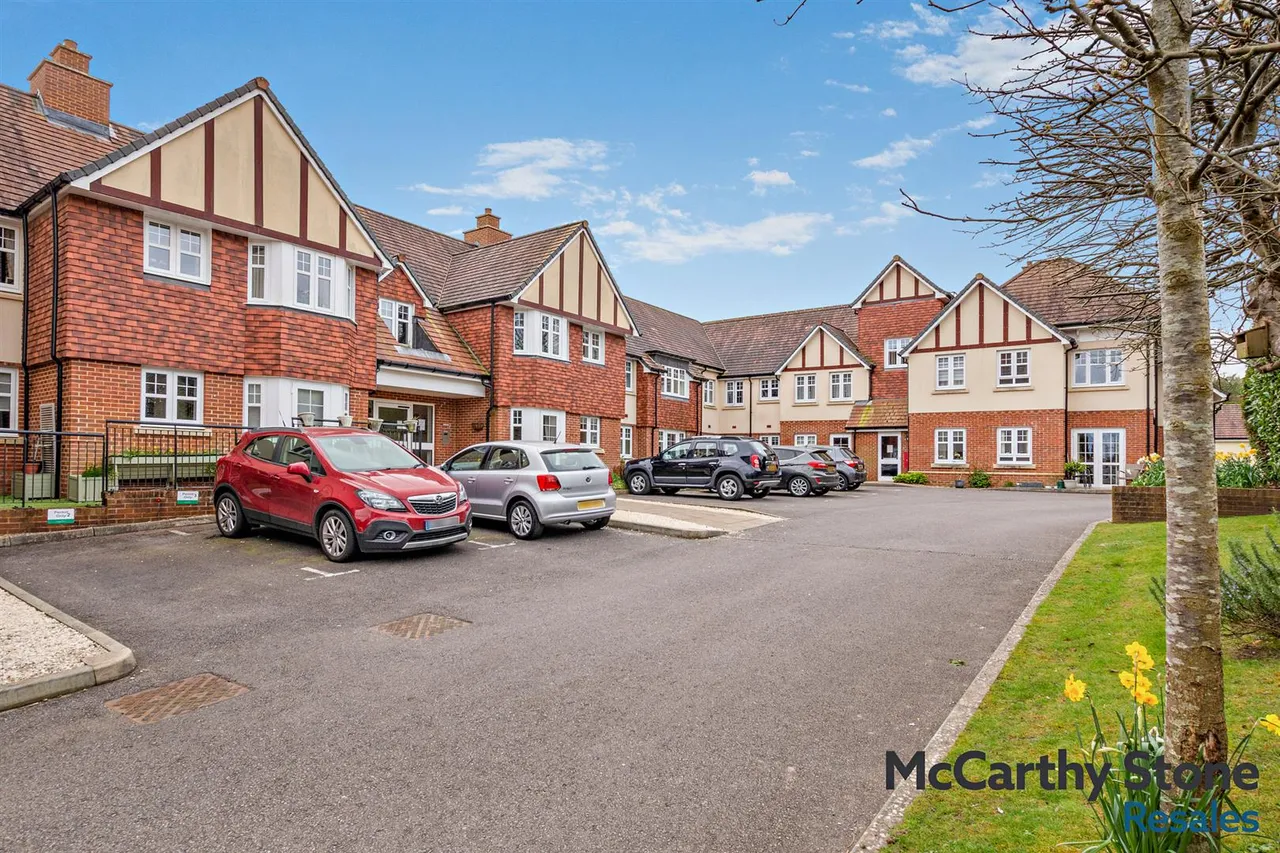 Crowborough Hill, Crowborough, TN6, photo 31