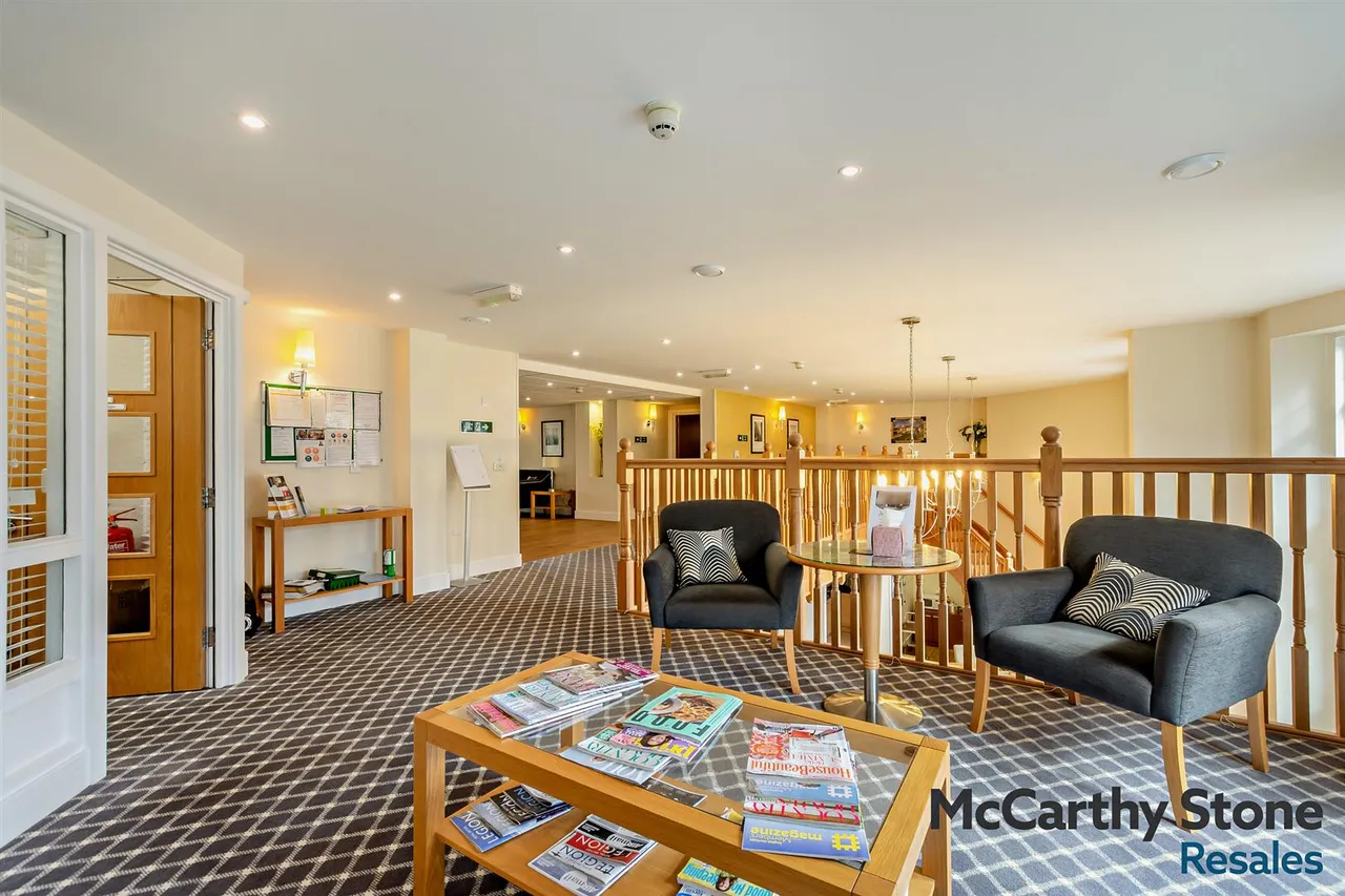 Crowborough Hill, Crowborough, TN6, photo 21