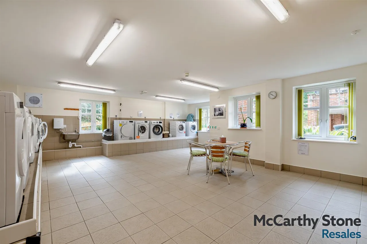 Crowborough Hill, Crowborough, TN6, photo 24