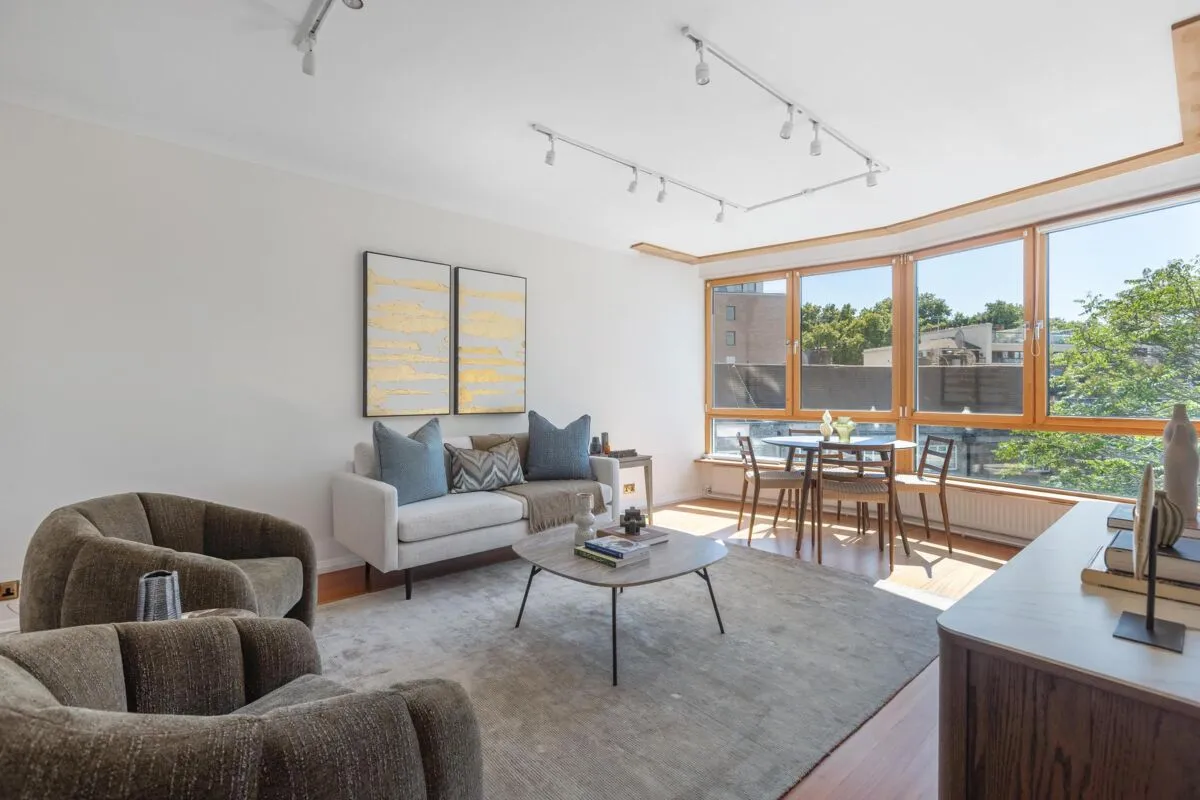 2 bed flat for sale, Hyde Park Crescent, London, W2