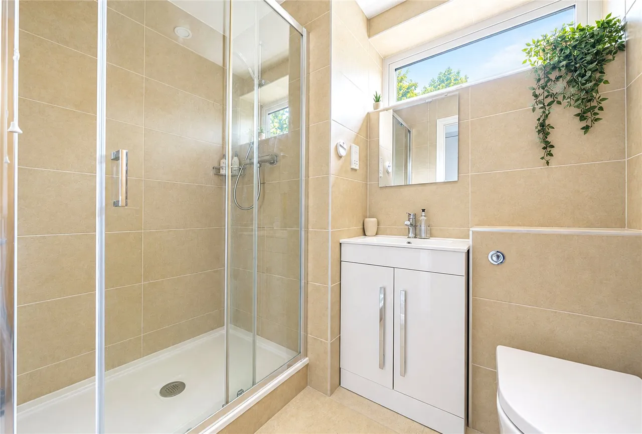 Lamberts Road, Surbiton, KT5, photo 11