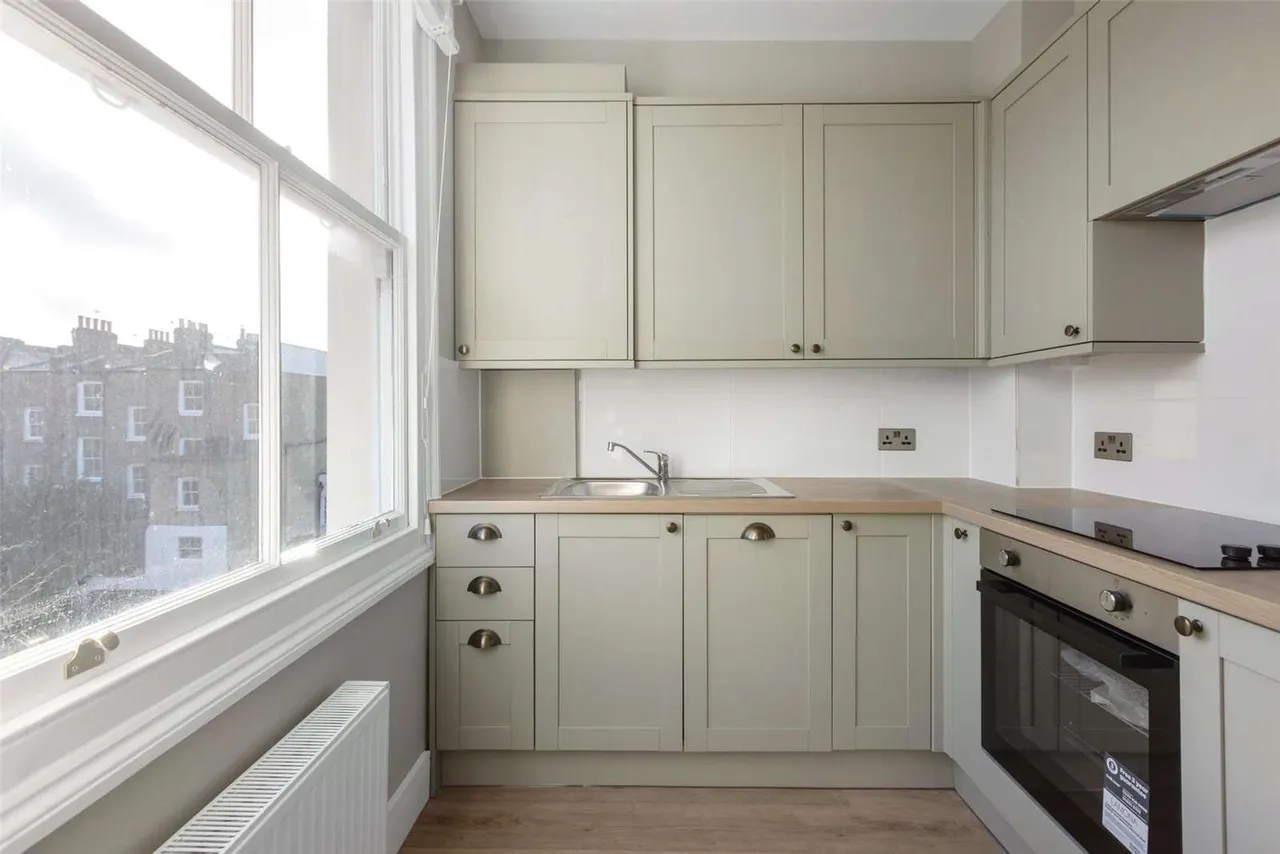 Stanlake Road, London, W12, photo 3