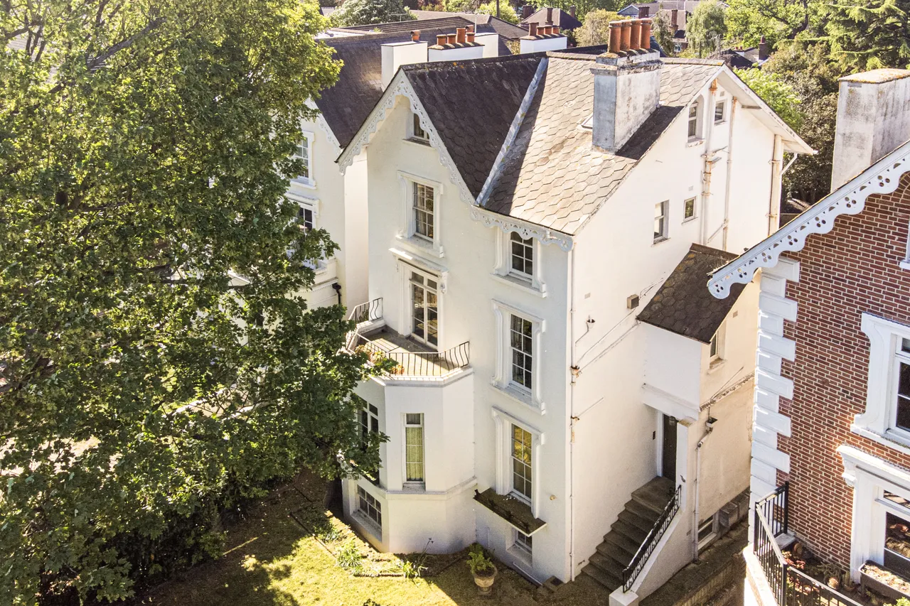 6 bed house for sale — Oak Hill Road, Surbiton, KT6