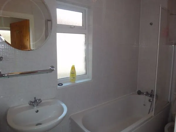 Coldershaw Road, West Ealing, LONDON, W13 9EA, photo 2
