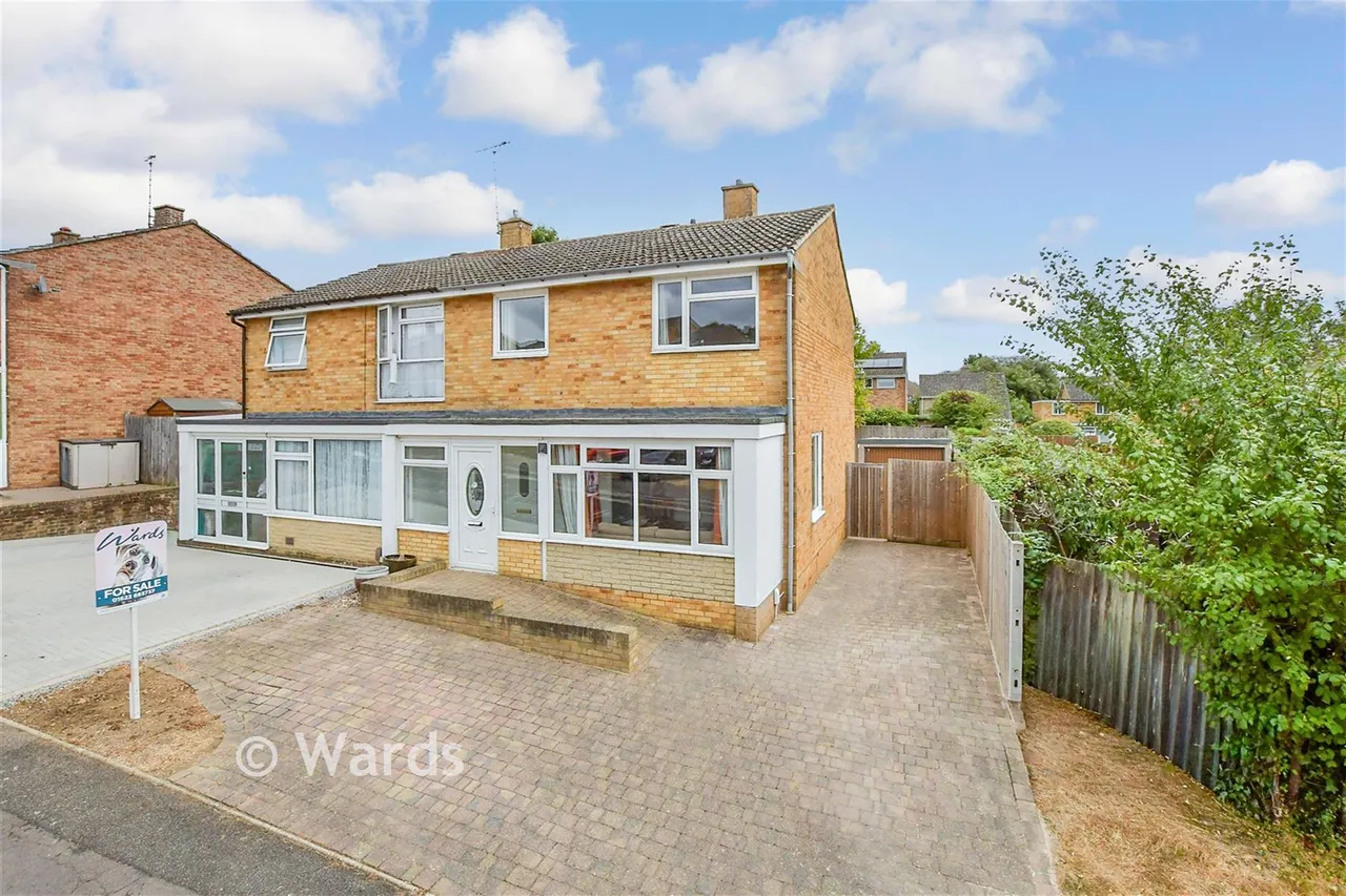 3 bed house for sale, Barned Court, Maidstone, ME16