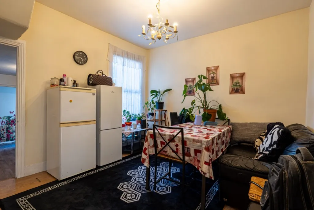 Victoria Road, Northfleet, DA11, photo 9