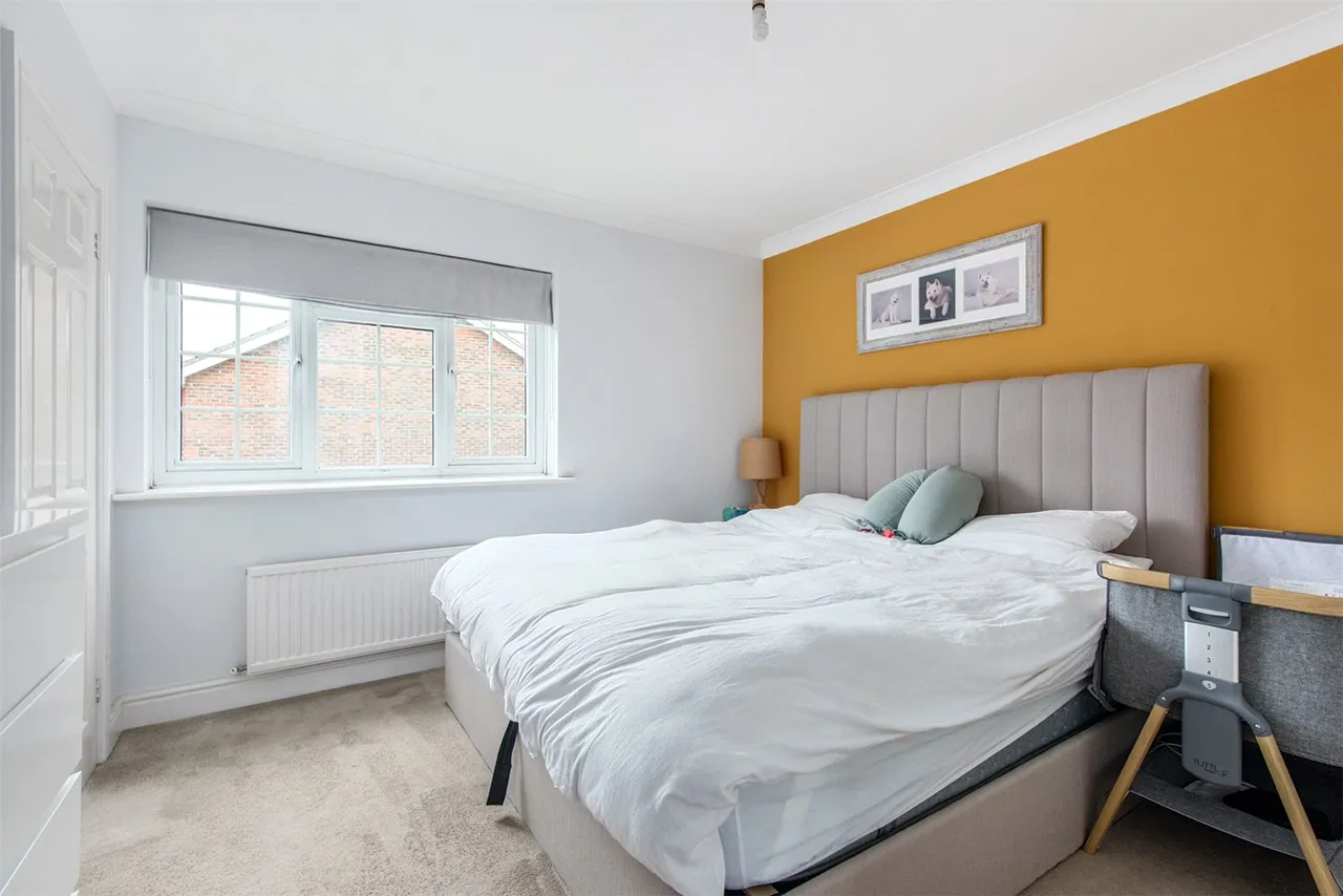 Baywood Close, Farnborough, Hampshire, GU14 9YE, photo 8