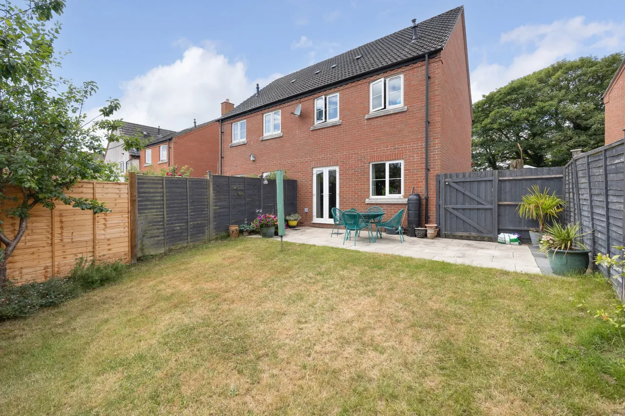 Dowse Road, Devizes, SN10, photo 16