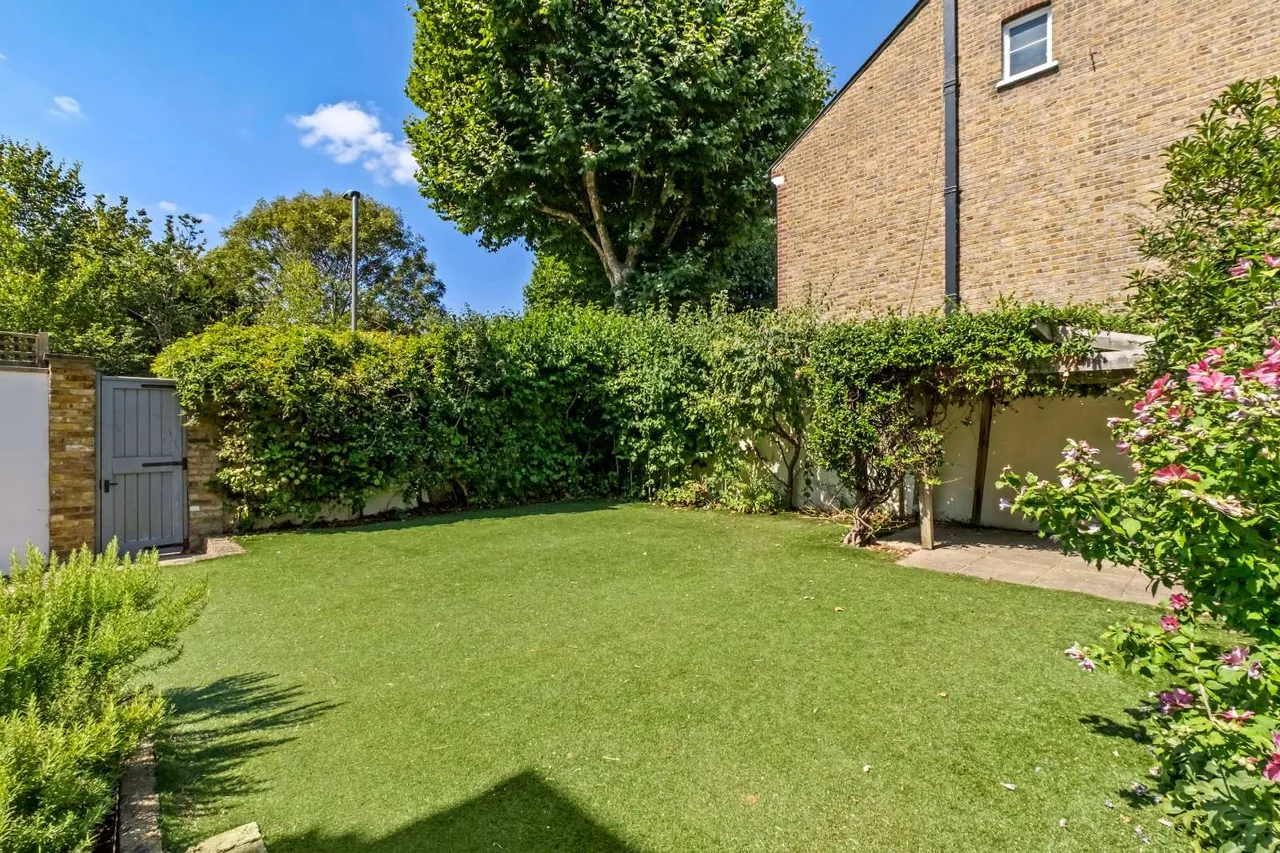 Rosehill Road, London, SW18 2NX, photo 4