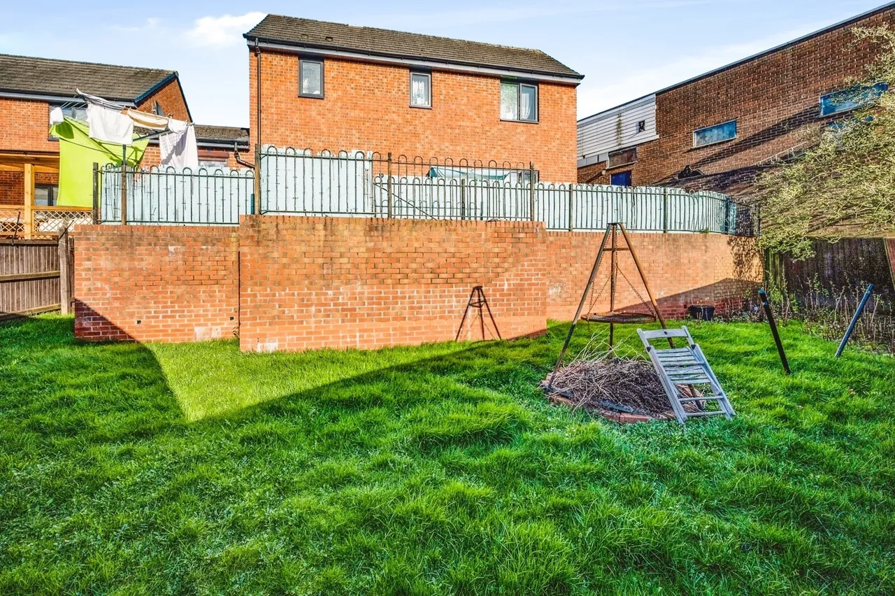 Highbury Road, Nottingham, NG6, photo 3