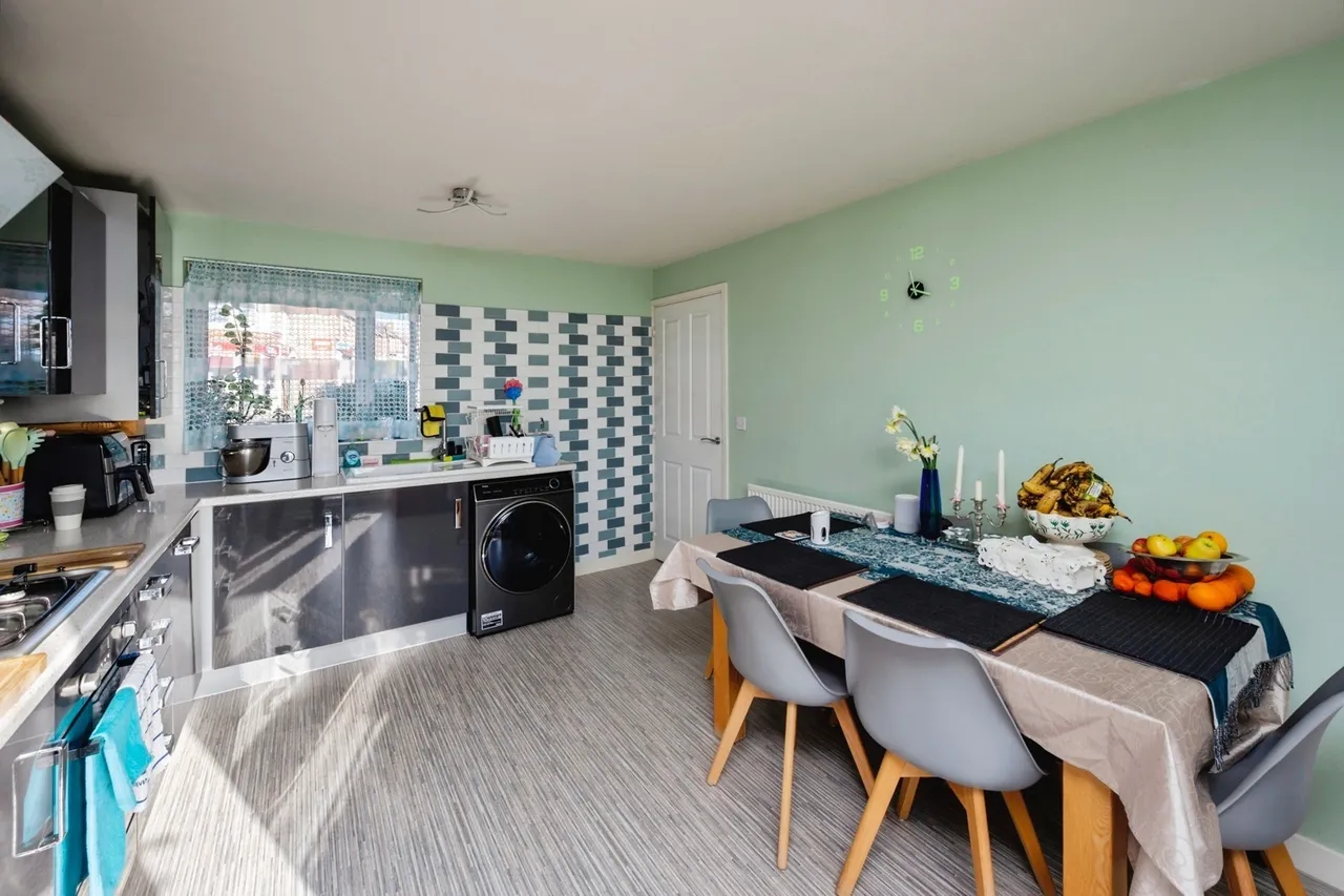 Highbury Road, Nottingham, NG6, photo 9